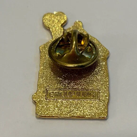 Ronald McDonald House Charities House Shaped Metal Lapel Pin 1990s - Picture 4 of 5